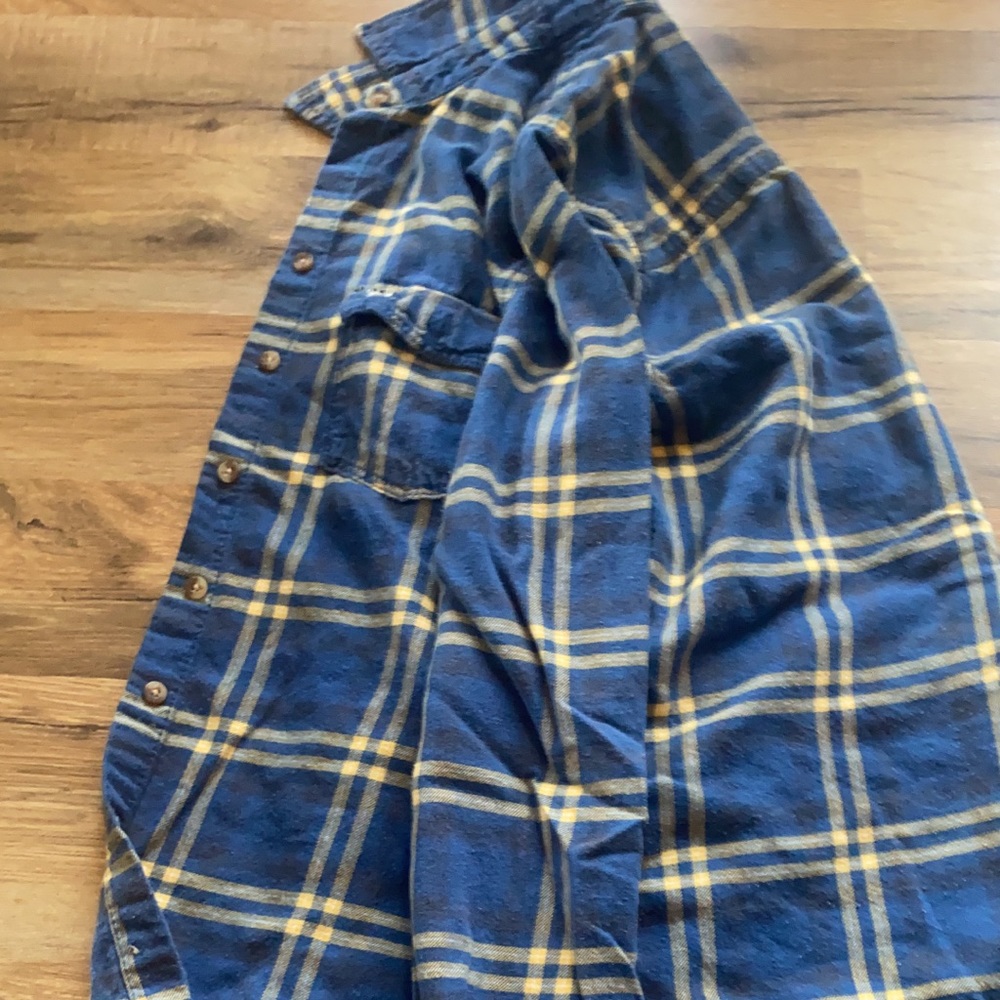 Flannel lot (7)